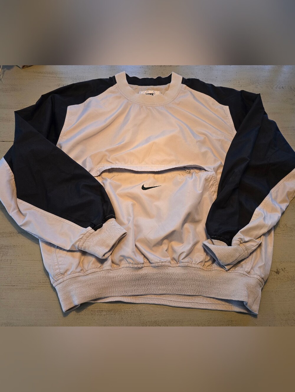 Vintage NIKE Windbreaker/Pullover, Men's Medium, Tan & Black, Long Sleeve
